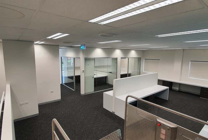 2/9-15 Ellen Street Wollongong NSW 2500 - Image 2