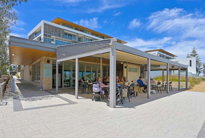 21 Ocean Drive North Coogee WA 6163 - Image 1