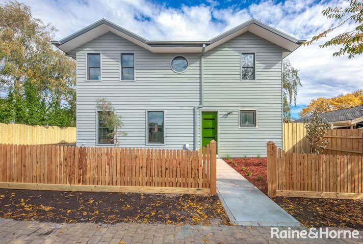 1/48 Brantome Street Gisborne VIC 3437 - Image 2