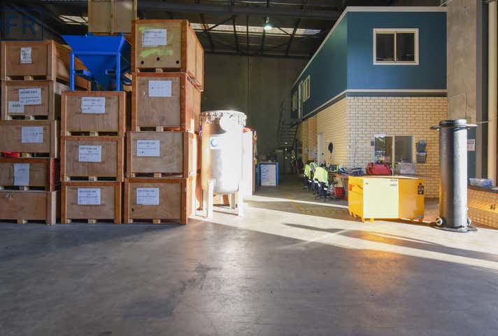 30 Parkinson Lane Kardinya WA 6163 - Image 7