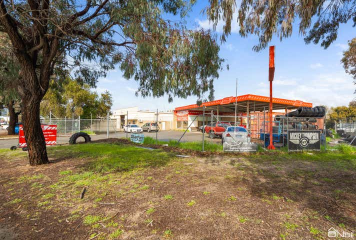 56 Gillam Drive Kelmscott WA 6111 - Image 3