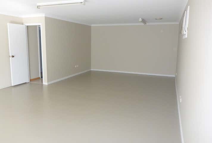 9 Runyon Road Midvale WA 6056 - Image 9