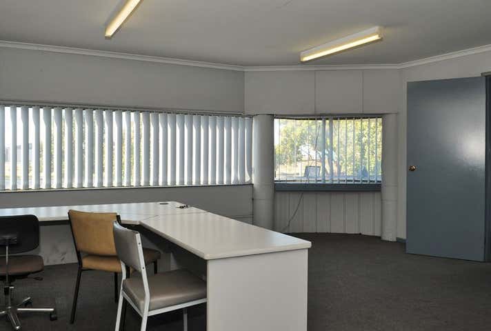 69A Matthews Avenue Airport West VIC 3042 - Image 6