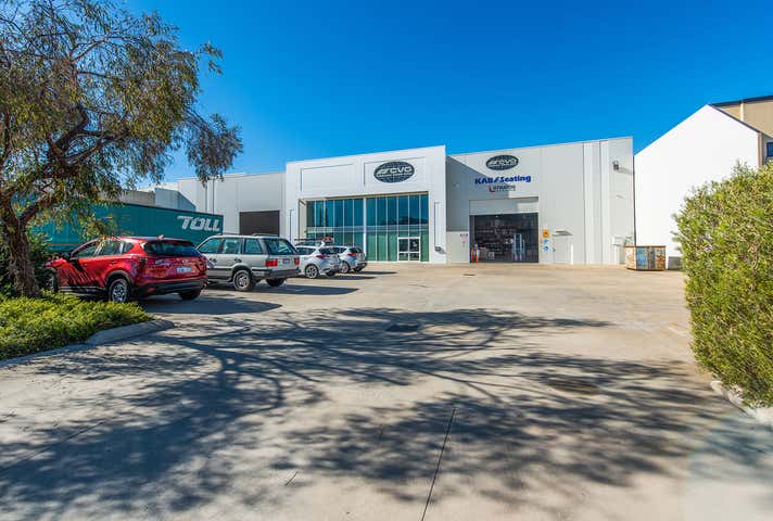 Unit 2, 13 Ernest Clark Road Canning Vale WA 6155 - Image 3