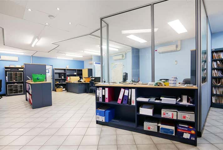 21 Sorbonne Crescent Canning Vale WA 6155 - Image 13