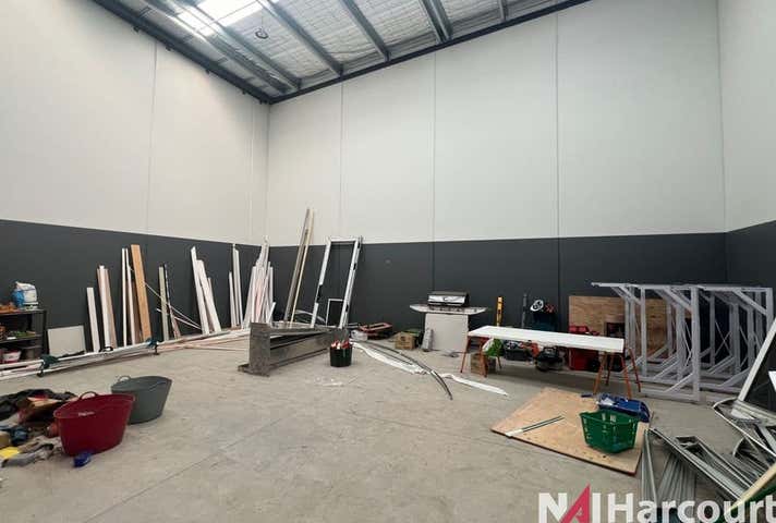 8/30 Heaths Court Mill Park VIC 3082 - Image 3