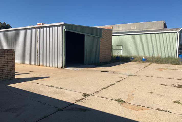 9 Runyon Road Midvale WA 6056 - Image 3