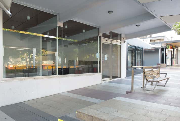 48 Goondoon Street Gladstone Central QLD 4680 - Image 16