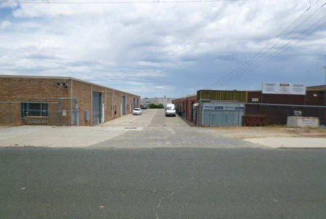 1/231 Bank Street Welshpool WA 6106 - Image 14