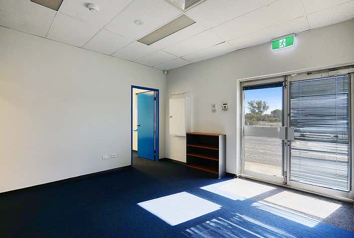 Unit 1, 121 Vulcan Road Canning Vale WA 6155 - Image 12