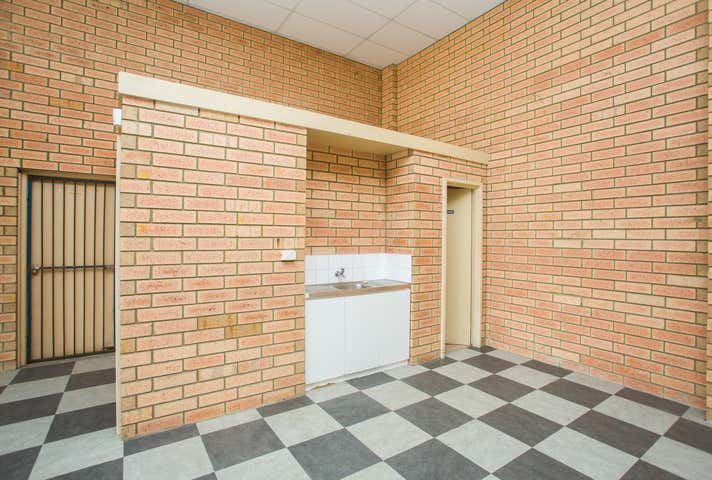 Unit 2, 16 Prindiville Dr Wangara WA 6065 - Image 18