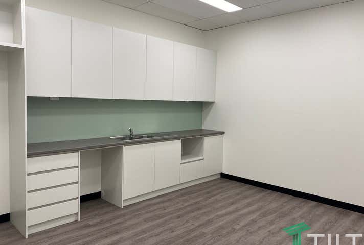 2/180 Bannister Road Canning Vale WA 6155 - Image 6