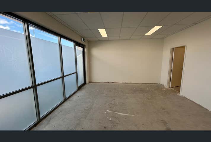 2/11 Argong Chase Cockburn Central WA 6164 - Image 5