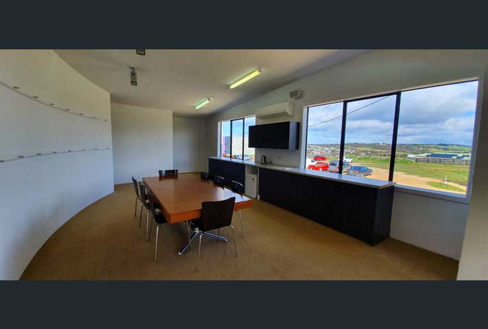 40 Baines Crescent Torquay VIC 3228 - Image 7