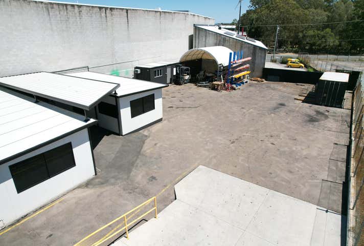 215 Elizabeth Avenue Clontarf QLD 4019 - Image 6