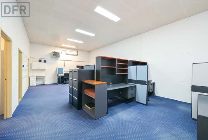 2/1808 Albany Highway Kenwick WA 6107 - Image 12