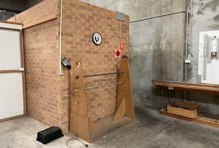 2/160-162 Bannister Road Canning Vale WA 6155 - Image 8