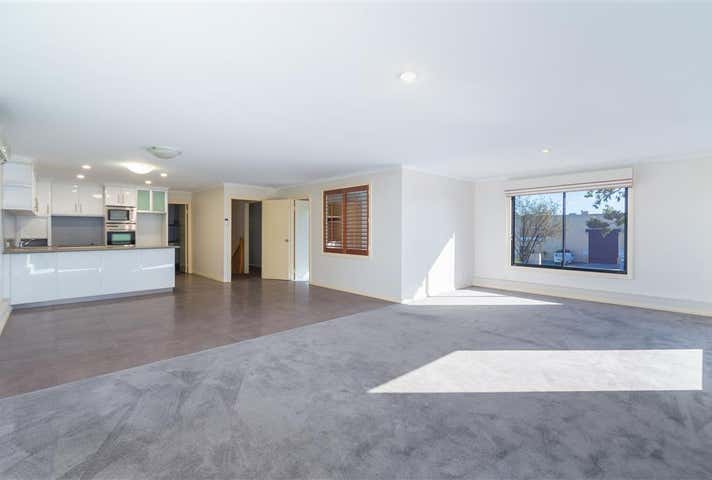 68 Paramount Drive Wangara WA 6065 - Image 8