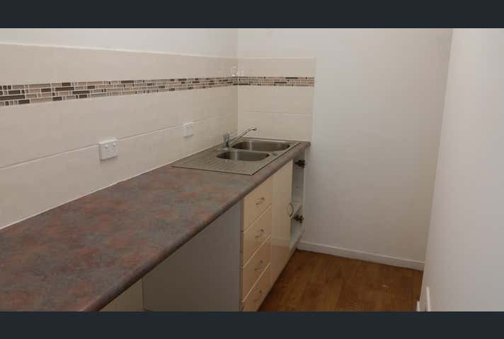 2/9 Old Toowoomba Road One Mile QLD 4305 - Image 5