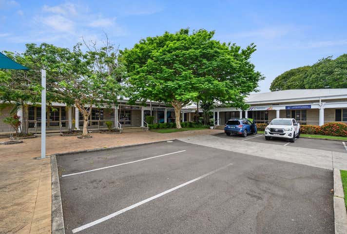 Suites 1 & 2 and 4, 12-16 Fulham Road Pimlico QLD 4812 - Image 5