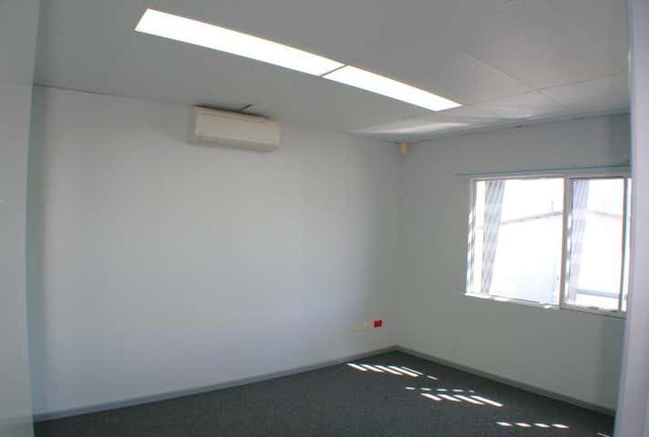 135-137 Scott Street Bungalow QLD 4870 - Image 15