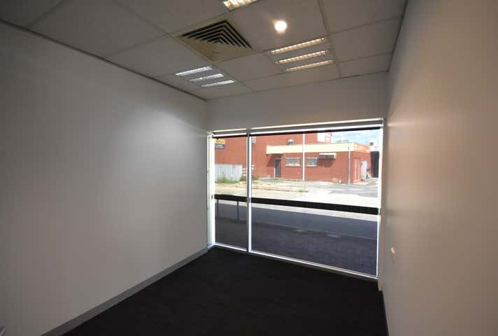 1-2/324 Griffith Road Lavington NSW 2641 - Image 9