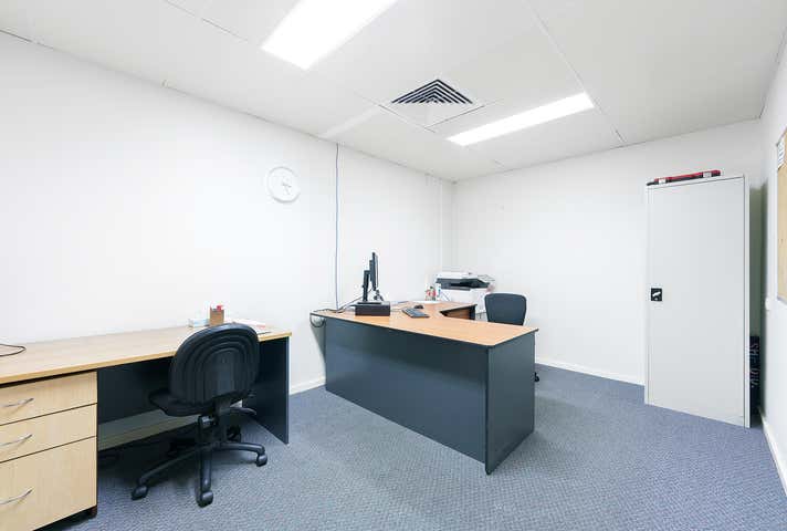 4/12 Panama Street Canning Vale WA 6155 - Image 9