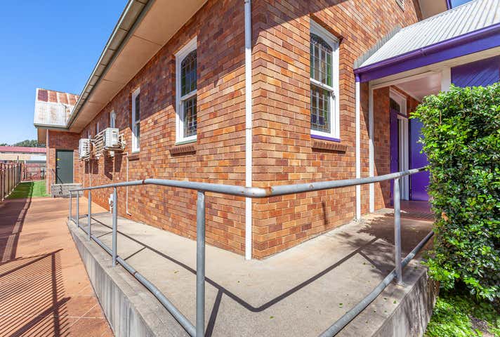 100 Herries Street East Toowoomba QLD 4350 - Image 15