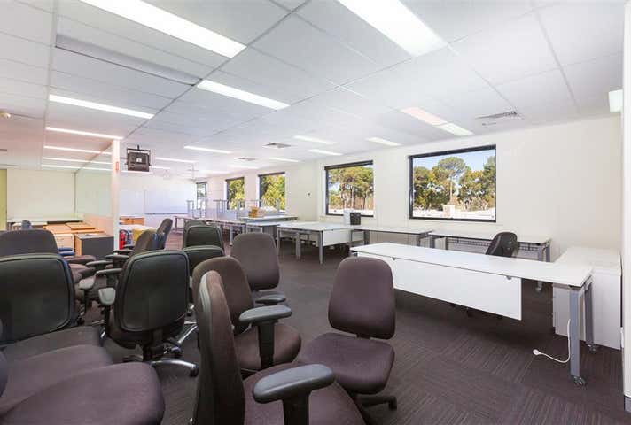 2 & 3/6 Brodie Hall Drive Bentley WA 6102 - Image 9