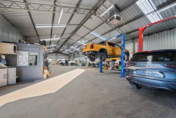 7 Somerset Circuit Lonsdale SA 5160 - Image 8