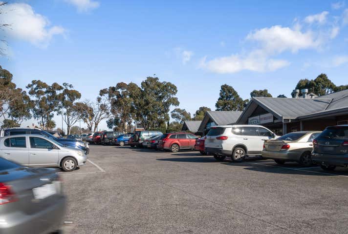 Roxburgh Park Superclinic, Homestead Plaza, 101 Ravenhill Boulevard Roxburgh Park VIC 3064 - Image 12