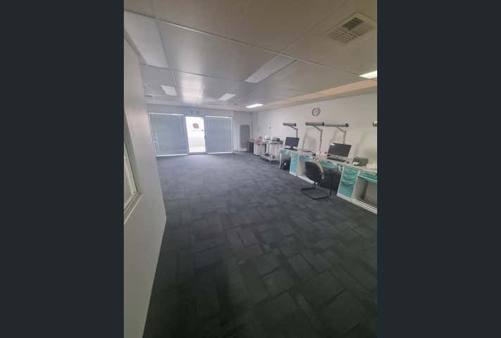 2 Bannick Court Canning Vale WA 6155 - Image 6