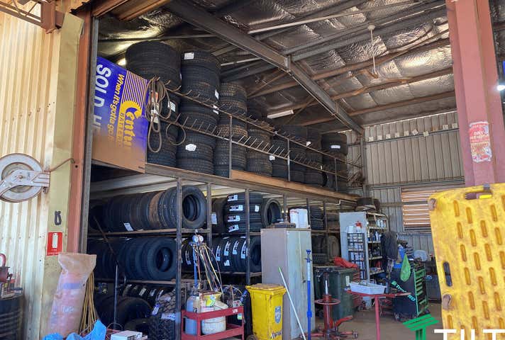 42 & 43 Boonderoo Road Tom Price WA 6751 - Image 15