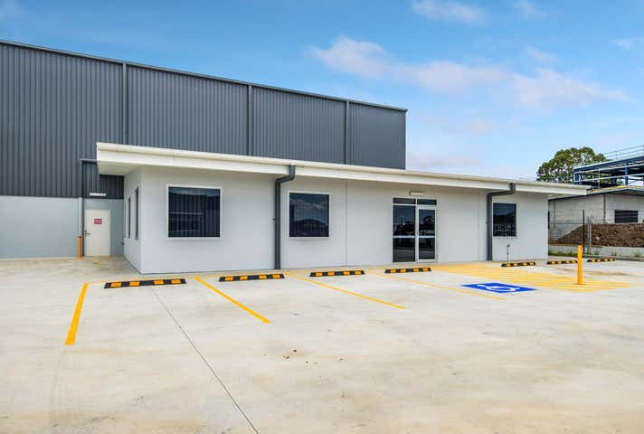 13 Meteor Place Rutherford NSW 2320 - Image 4