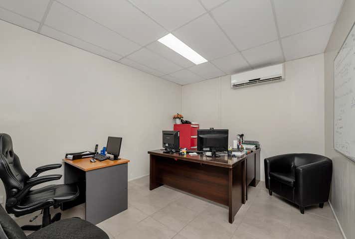 2 & 3, 579 -581 Ross River Road Kirwan QLD 4817 - Image 11
