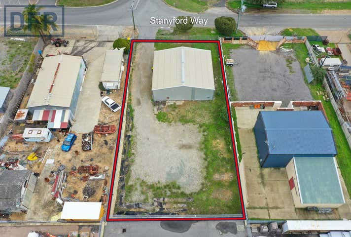 7 Stanyford Way Medina WA 6167 - Image 1
