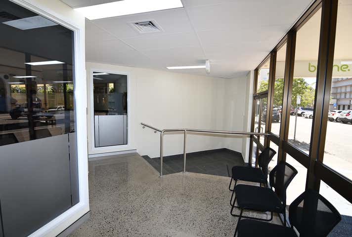 Suite 7, 51 Sturt Street Townsville City QLD 4810 - Image 4