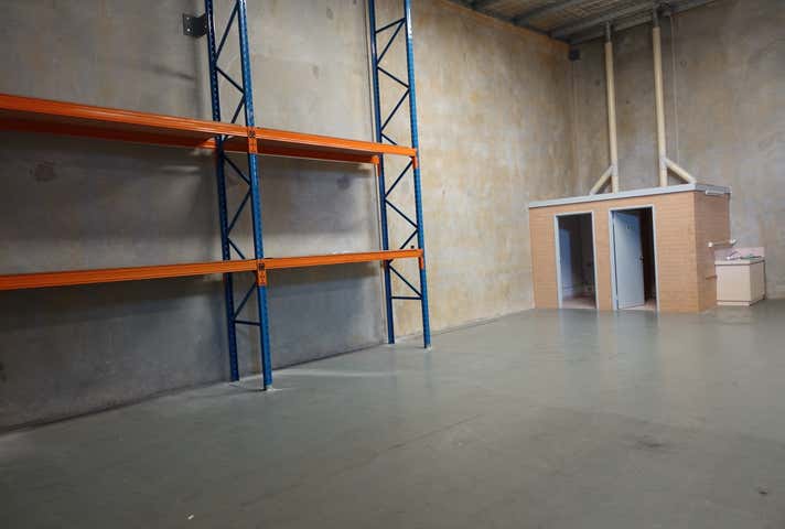 2 Bannick Court Canning Vale WA 6155 - Image 5