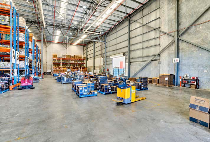 46 Tarlton Crescent Perth Airport WA 6105 - Image 10