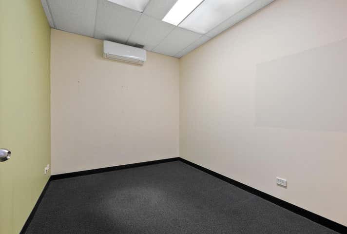 16 Morris Place Innaloo WA 6018 - Image 6