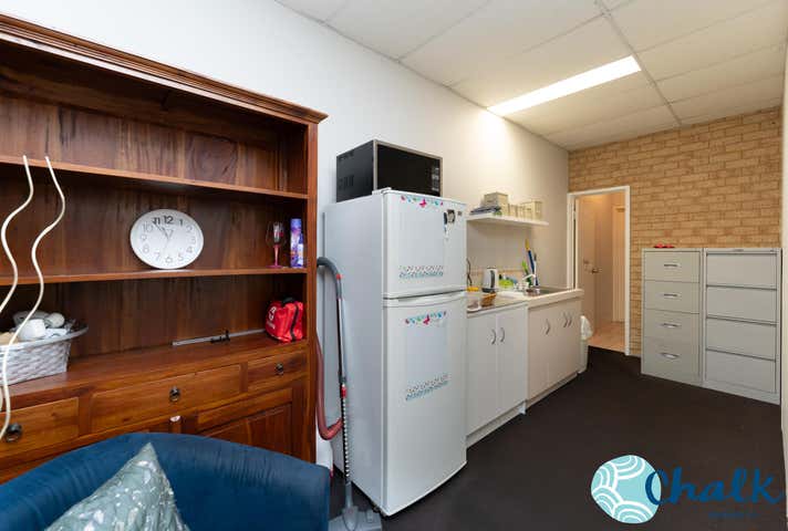 4/4 Leach Crescent Rockingham WA 6168 - Image 21