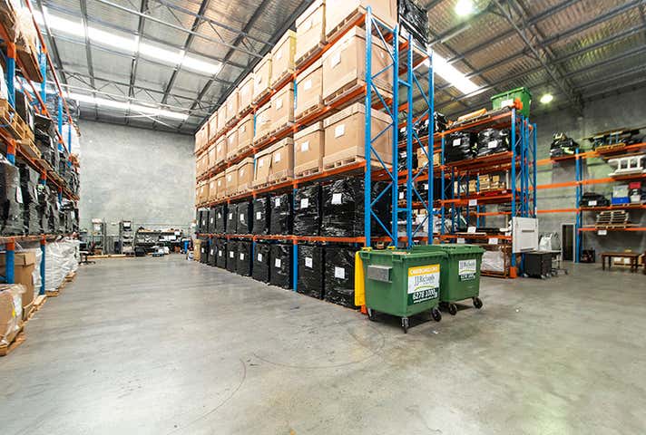 8 Blackly Row Cockburn Central WA 6164 - Image 6