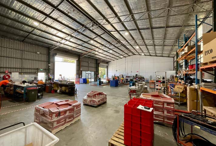 14 Ironbark Close Warabrook NSW 2304 - Image 4