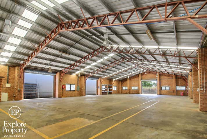 18 McCulloch Street Mackay QLD 4740 - Image 6