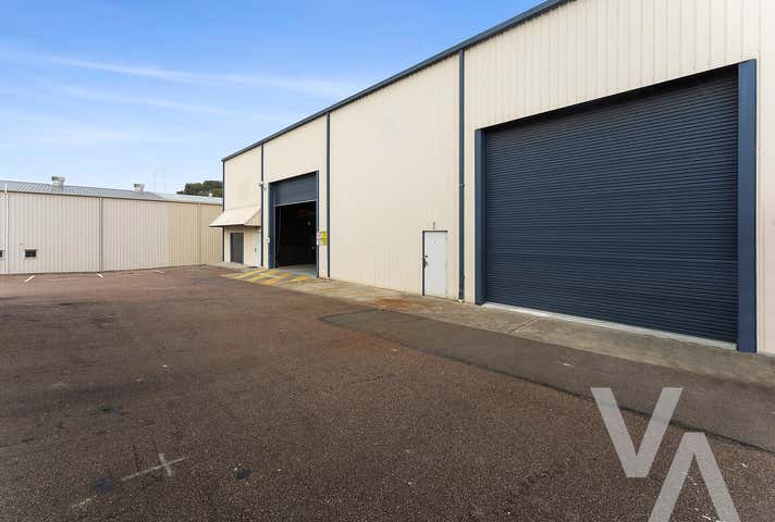 2/19 Glenwood Drive Thornton NSW 2322 - Image 2