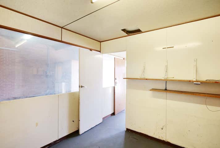 8/9 Milford Street East Victoria Park WA 6101 - Image 6