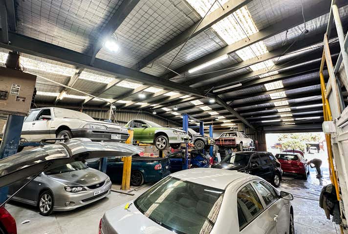 13 Gifford Avenue Ferntree Gully VIC 3156 - Image 12