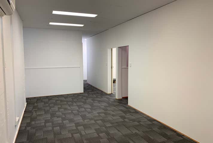 196 Cambridge Street Wembley WA 6014 - Image 4