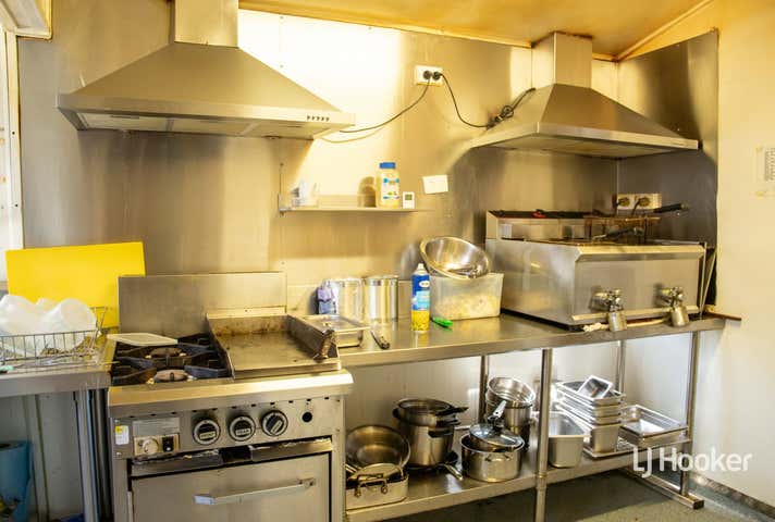 33 High Street Wallumbilla QLD 4428 - Image 11