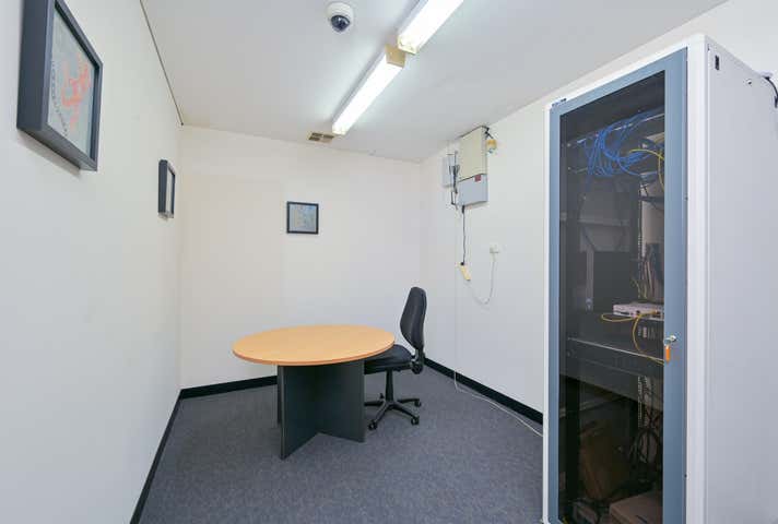 23b Chalgrove Avenue Rockingham WA 6168 - Image 12